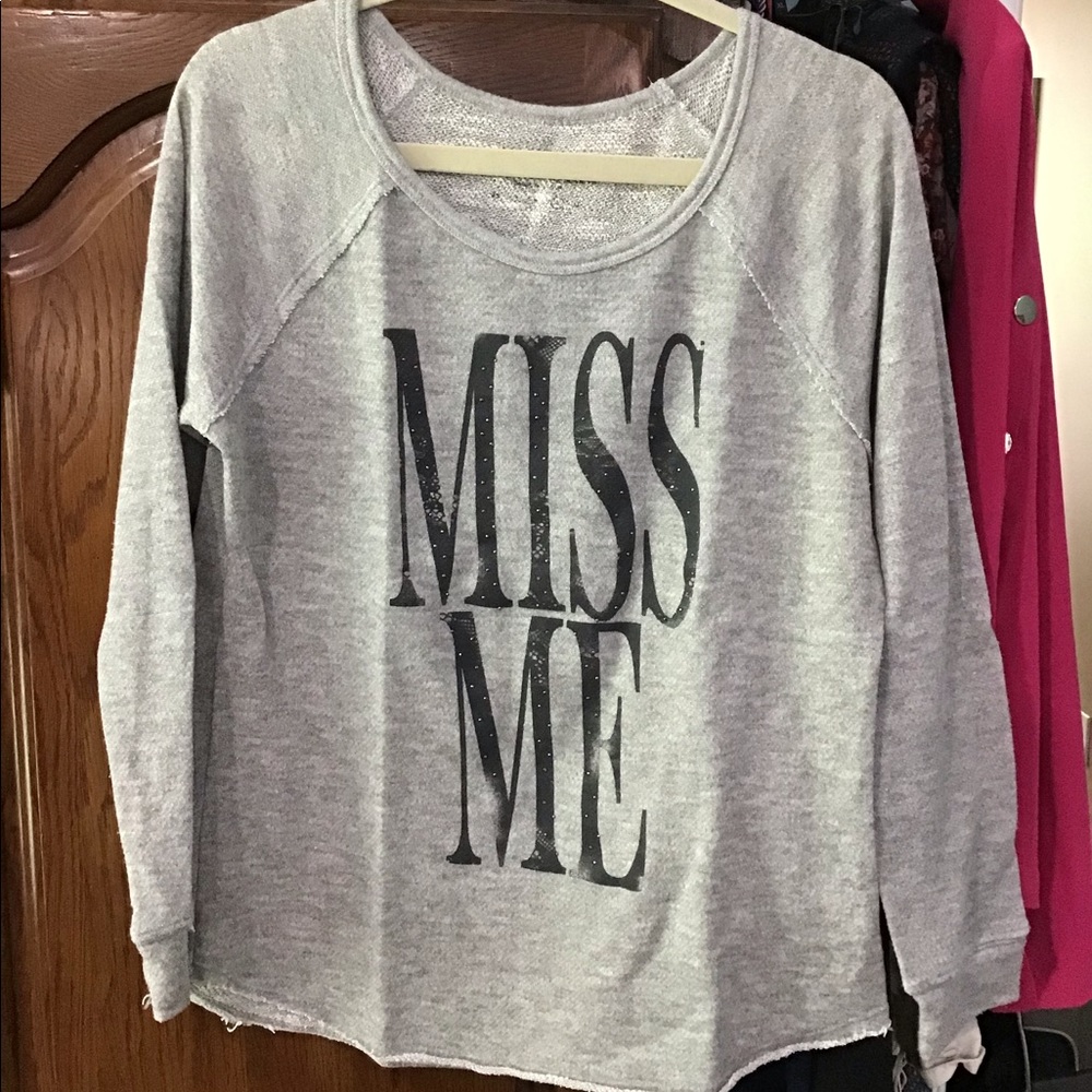 Miss Me three quarter length top.